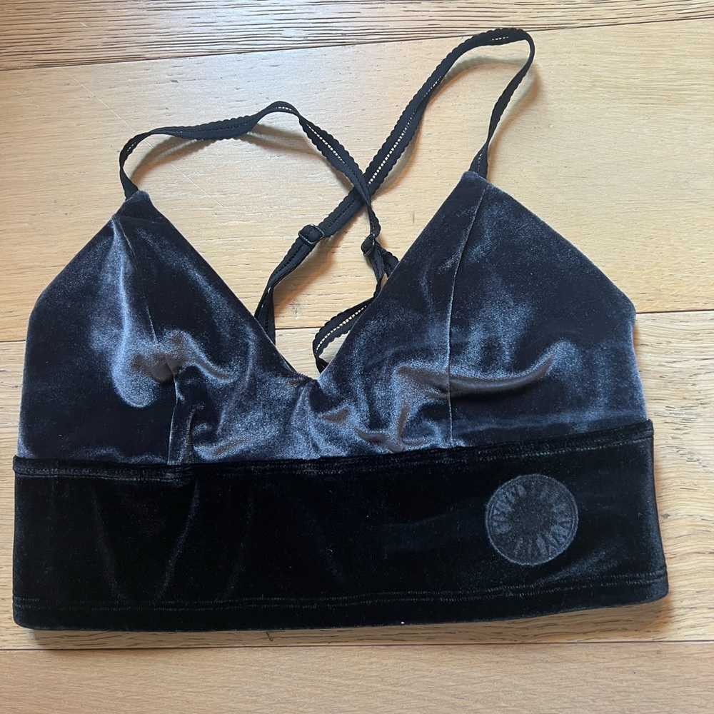Beyond Yoga x SoulCycle Long Line Sports Bra - size M